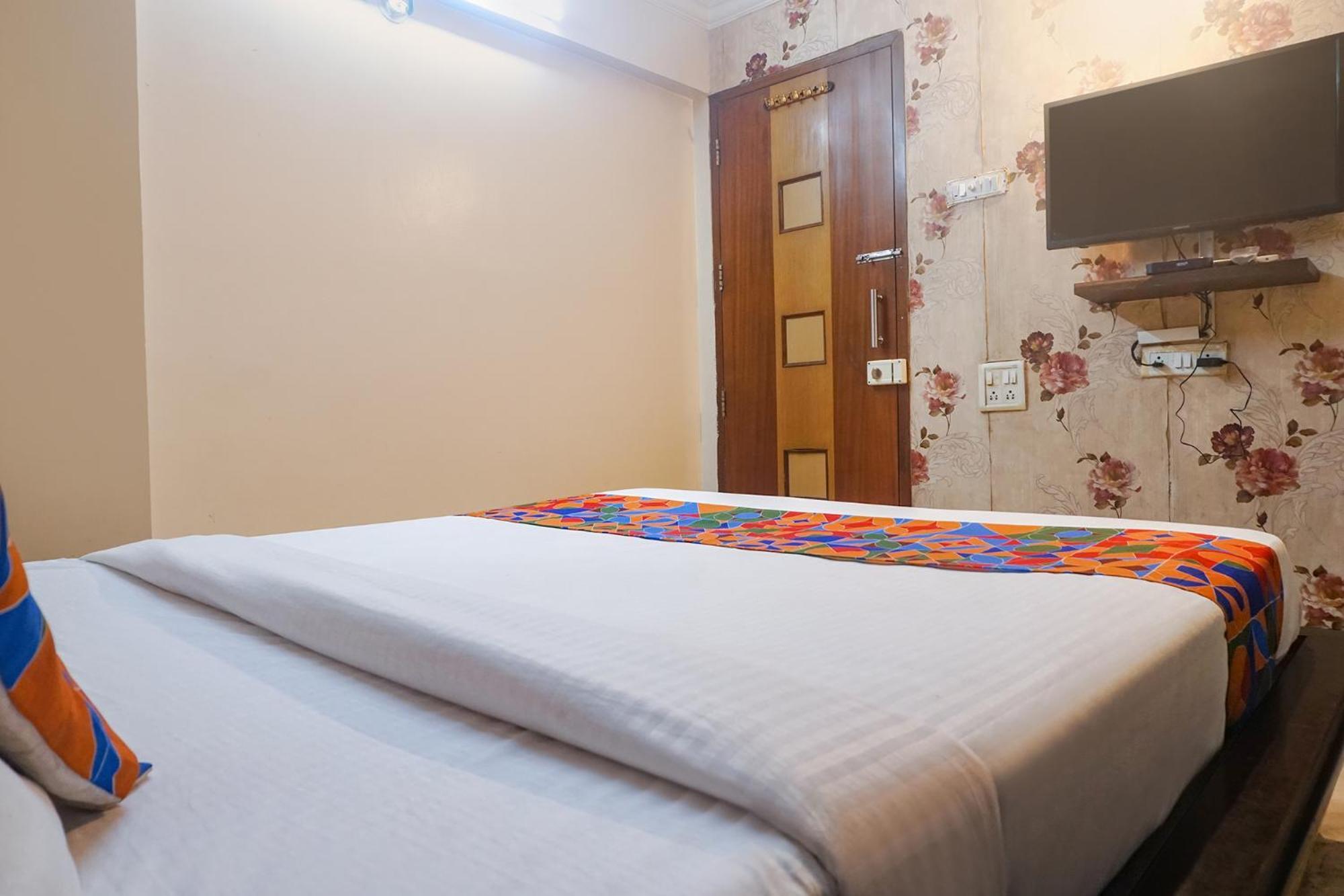 Fabhotel Galaxy Residency Hotel 3*